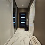 Rosa - Modern, Peaceful And Cozy דירה